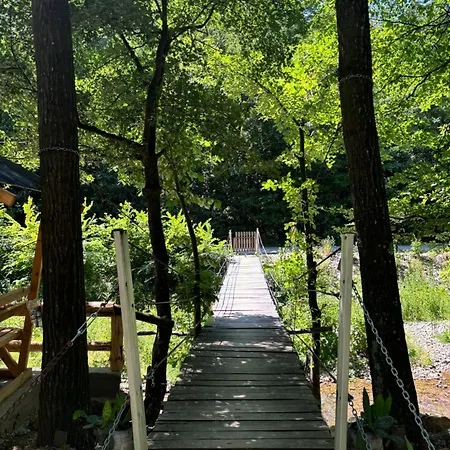 Planinska Ktm Lisine Vilă *