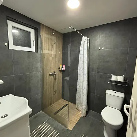 Planinska Ktm Lisine Vilă